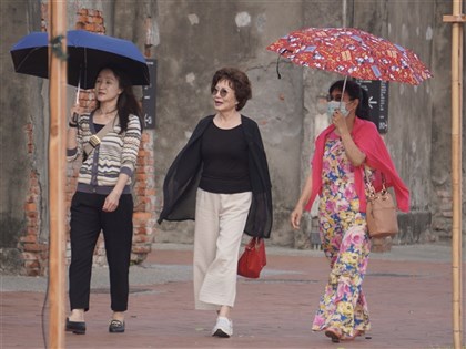 南高屏花東4日防36度高溫 首波梅雨鋒面7日通過