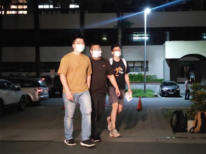 北市警所長涉收賄洩密求職詐騙首腦 法院裁定羈押禁見