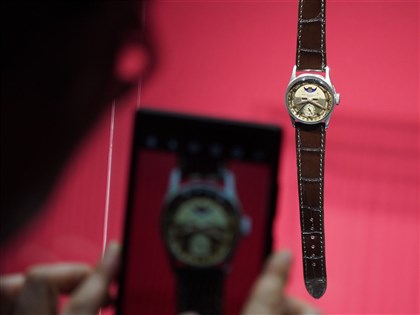 清朝末代皇帝溥儀生前贈蘇聯翻譯腕錶 估價逾300萬美元