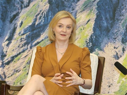 總統19日接見前英相特拉斯 聚焦強化全球民主韌性