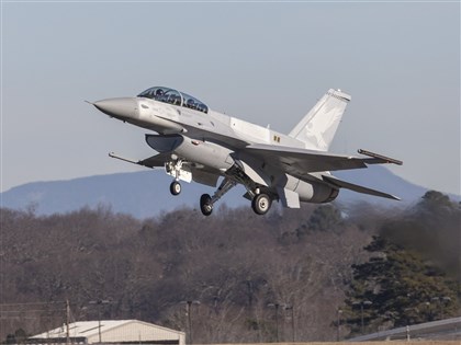台湾军购新型F-16战机延后交付 美空军称遇复杂开发挑战