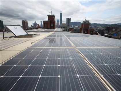 清潔能源崛起 能源總署：太陽能投資將首度超越石油