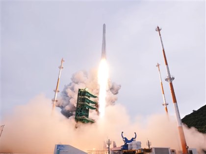 韓國自製運載火箭世界號 成功發射將衛星送入軌道