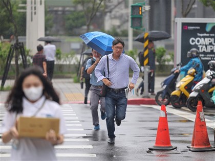 宜蘭雙北8縣市防豪大雨 南部高溫上看36度