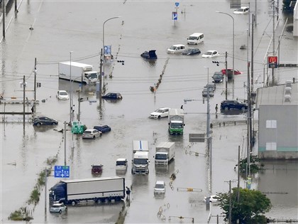 颱風瑪娃加梅雨鋒面侵襲 日本累計2死4失聯