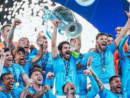 歐冠決賽 曼城踢走國際米蘭完成三冠王