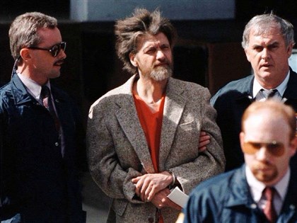 一度讓FBI束手無策 「大學炸彈客」監獄過世