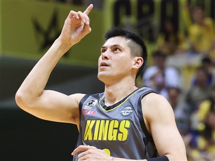 PLG國王楊敬敏遭爆婚外情 自請離隊放棄剩餘合約