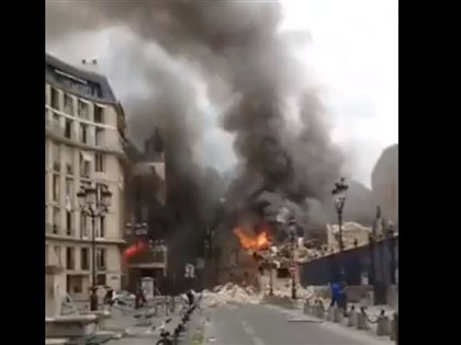 巴黎市中心氣爆至少37傷 出動嗅探犬搜救失蹤者[影]