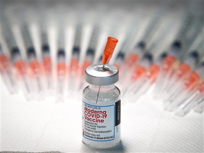 提告要衛福部進口足量疫苗接種 民眾敗訴確定