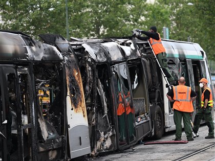 巴黎郊區暴動交通系統受損6.8億元 市府：不擔心影響奧運