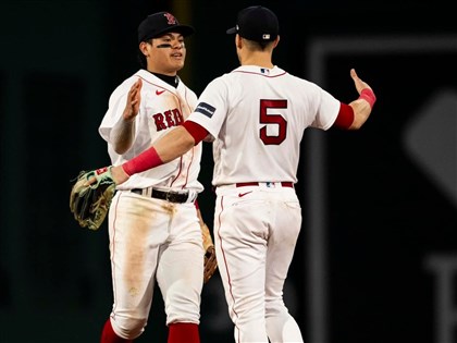 張育成靠保送上壘 吉田正尚開轟紅襪搶勝[影]