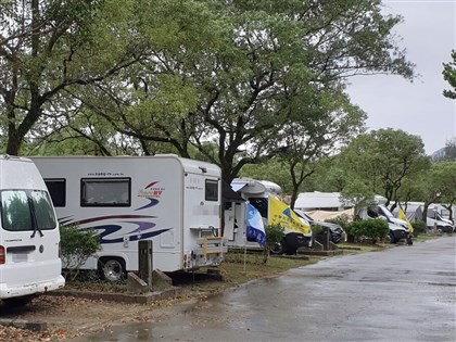 專題／風景區國家公園露營車別亂停 違法接水電炊煮最重可罰百萬