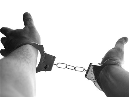 冒用蕭萬長夫人名義吸金36億 蔡國安一審判14年