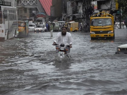 巴基斯坦豪雨成災 伊斯蘭馬巴德郊外牆塌壓死11人