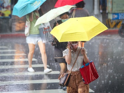會放颱風假嗎？多大風雨可能停班課QA一次看