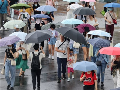 颱風杜蘇芮陸警發布 26日全台停班停課一覽