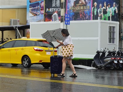 颱風杜蘇芮挾豪雨來襲  花蓮、台東今晚6時至明天全天停班課