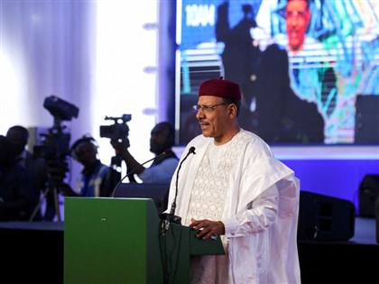 尼日總統傳遭衛隊扣押 總統府稱反叛徒勞無功