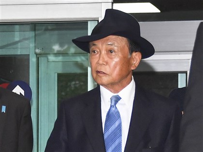 前日相麻生太郎8/7訪台 晉見蔡總統、弔唁李登輝