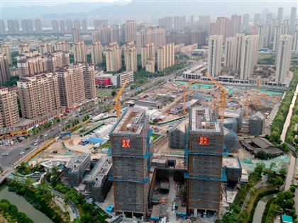 紐時：中國負債重難救房市  可能大幅降息挽危機