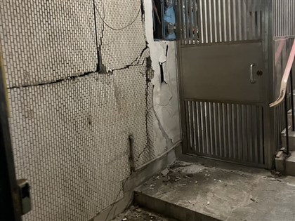 北市大直街多棟民宅傾斜疏散25戶 疑建案施工損鄰[影]