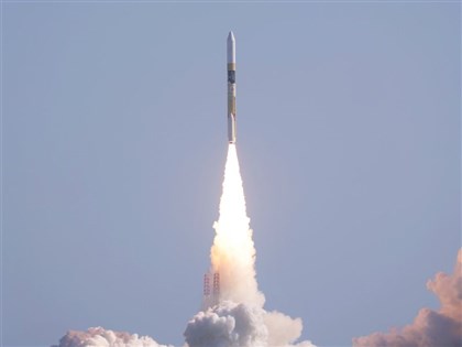 日本拚成登月第5國 火箭搭載「月球狙擊手」升空[影]