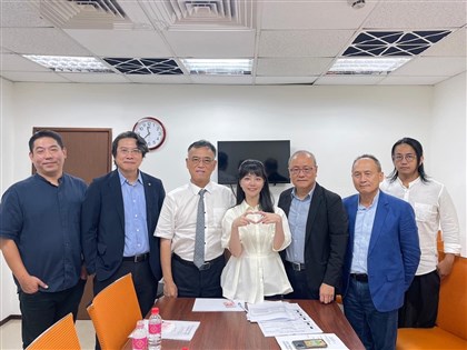 批球員兼裁判引不滿 高嘉瑜道歉邀建築師談修法