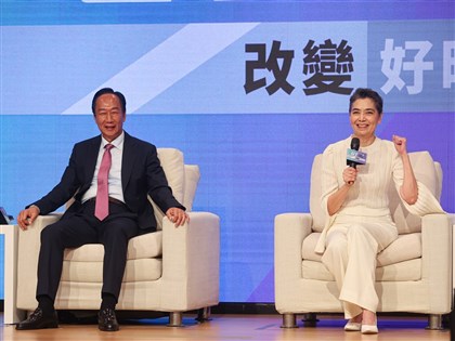 藝人從政前例多 掌握媒體語言易與大眾溝通變優勢