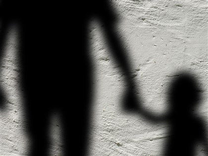 私幼師性侵性騷6女童 北市罰60萬終身不得任教、廢止幼兒園許可