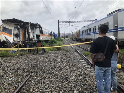 台鐵清理普悠瑪、太魯閣事故車廂 招領逾200件遺物