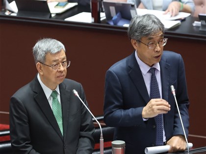 陳建仁：陳吉仲勇於負責敢於承擔 辭意甚堅予以准辭