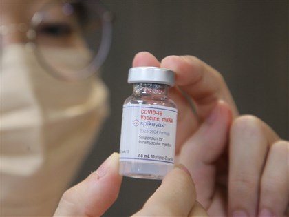 疾管署估COVID-19疫情秋冬再起 莫德納XBB疫苗開打