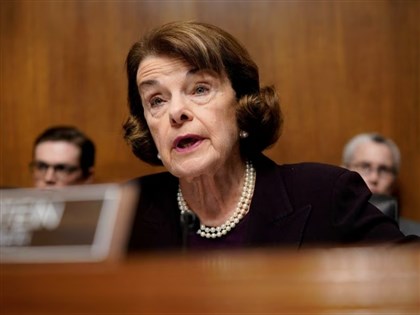 美國民主黨資深參議員范士丹逝世 享耆壽90歲