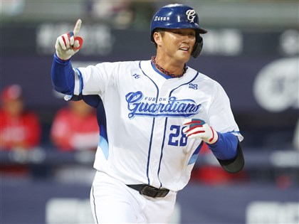 高國輝引退賽扛4棒 丘昌榮想好完美劇本