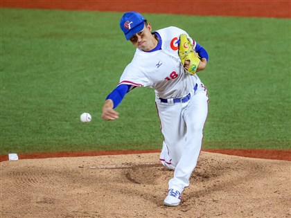 亞運棒球吳昇峰首局掉分 改以變化球為主回穩