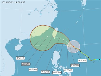颱風小犬仍在增強長胖 花東、屏東首當其衝