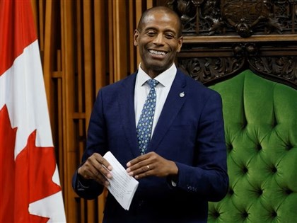 佛加斯當選加拿大首位非裔議長 曾任杜魯道國會秘書