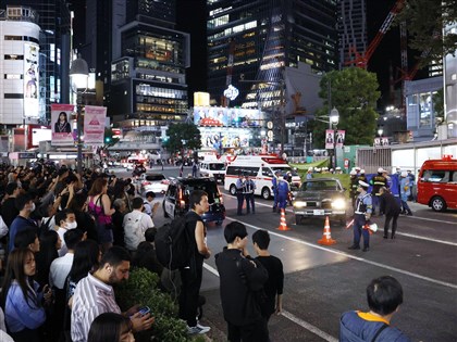 東京澀谷車站前車禍 汽車突衝向人群釀8人傷