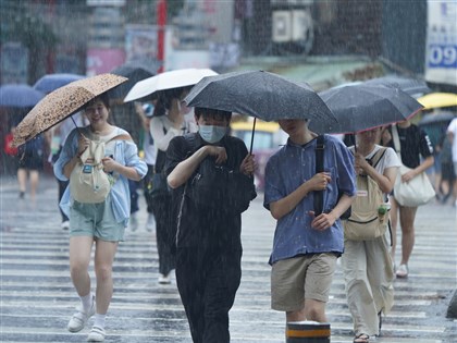東北季風及鋒面20日下半天通過 北台灣有雨降溫
