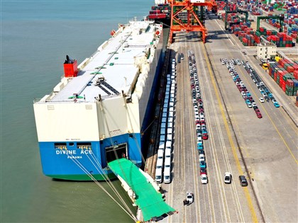 美媒：中國增加滾裝船建造可用於攻台 彌補海軍運輸能力不足