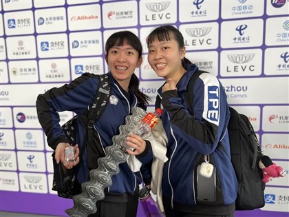 田曉雯林姿妤分別擊敗日本中國 亞帕運桌球台灣金包銀