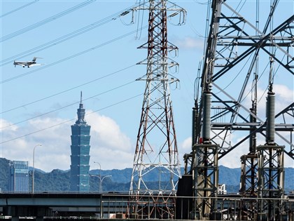 台電新增電價方案11月上路 拉長離峰時間1.7萬業者可選用