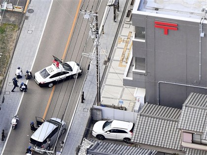 日本埼玉醫院槍擊案2人傷 犯嫌躲郵局與警對峙