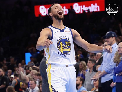 NBA柯瑞季中錦標賽準絕殺雷霆 勇士笑納5連勝[影]