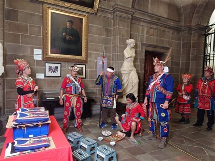 愛丁堡返還牡丹社事件原民遺骨 族人赴英辦排灣族祭儀領祖先回鄉