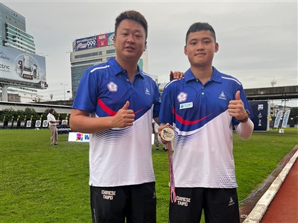 射箭亞錦賽湯智鈞爭金失利 教練：奧運資格賽討回