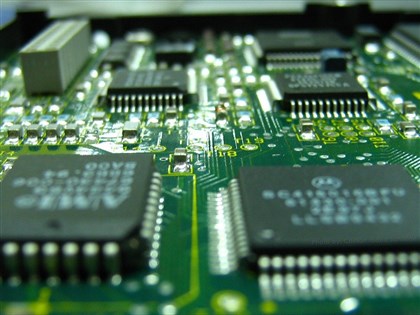 美國會報告：美出口限制有漏洞 中企仍狂買晶片製造設備