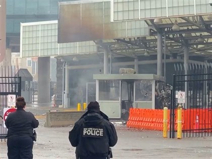美加邊境橋梁車輛爆炸2死1傷 傳涉恐怖主義攻擊