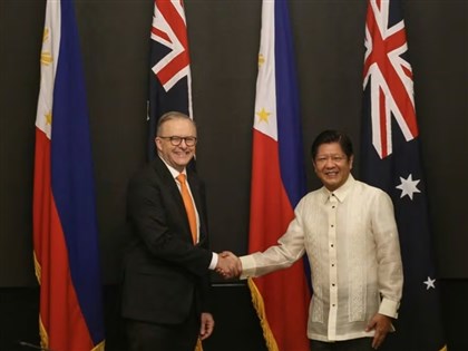 警惕中國 菲澳首度於南海執行聯合海空巡邏任務